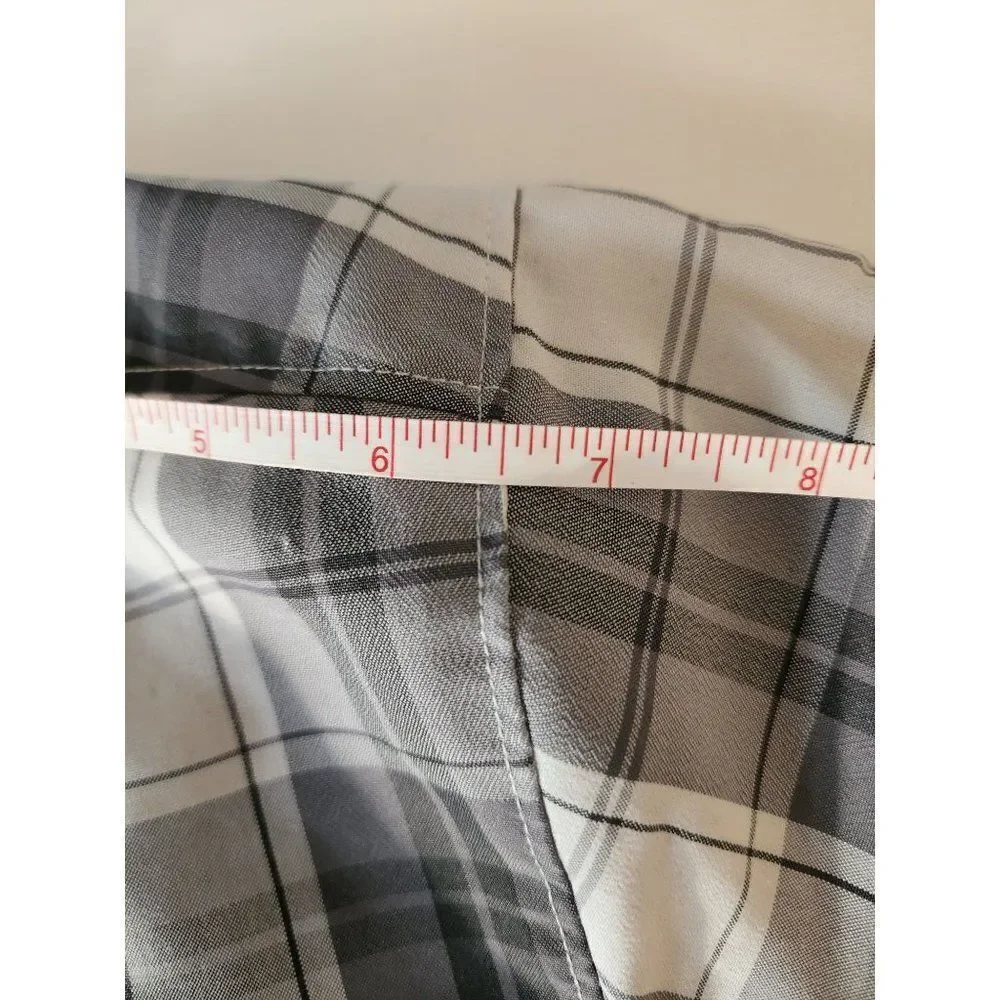 The North Face Men's Large Gray Button Down Shirt